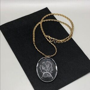Vintage Lily of the Valey Flower Cameo Carved Glass Pendant Gold Chain Necklace.